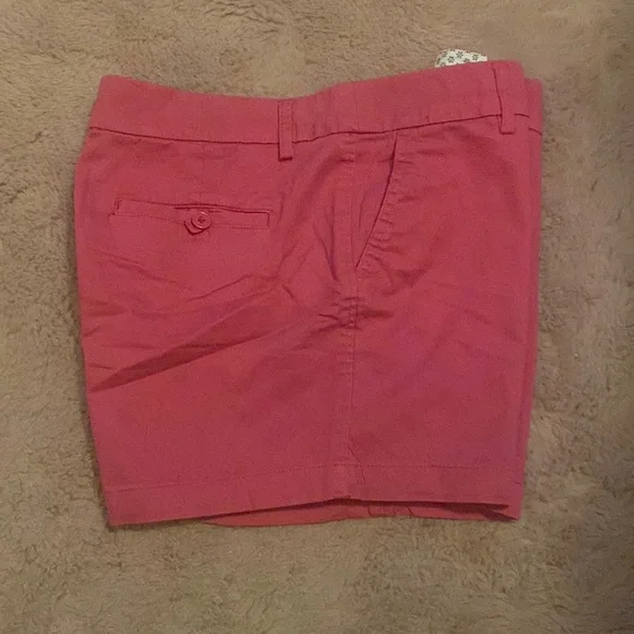 Pink shorts - Picture 1 of 3